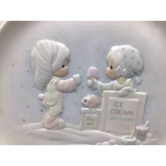 Precious Moments "WISHING YOU A YUMMY CHRISTMAS" Plate # 523801 1990 Flame - Picture 6 of 6